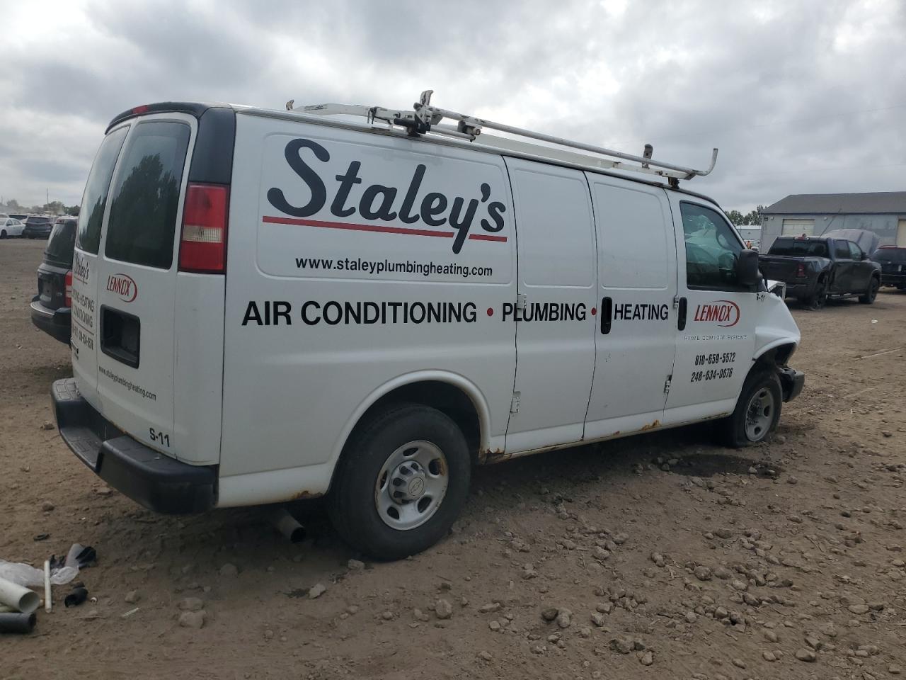 2012 Chevrolet Express G2500 - Image 3