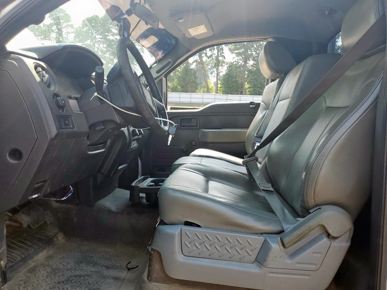 2013 Ford F150 - Image 7