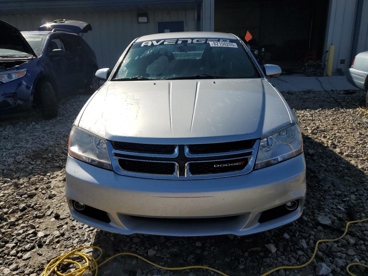 2012 Dodge Avenger Sxt - Фото 5