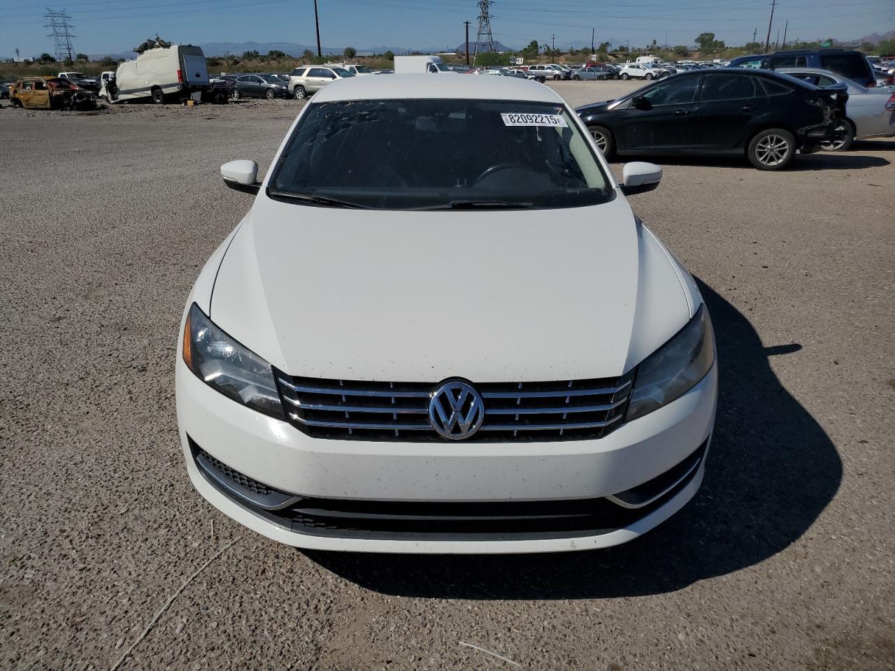 2014 Volkswagen Passat S - Фото 5