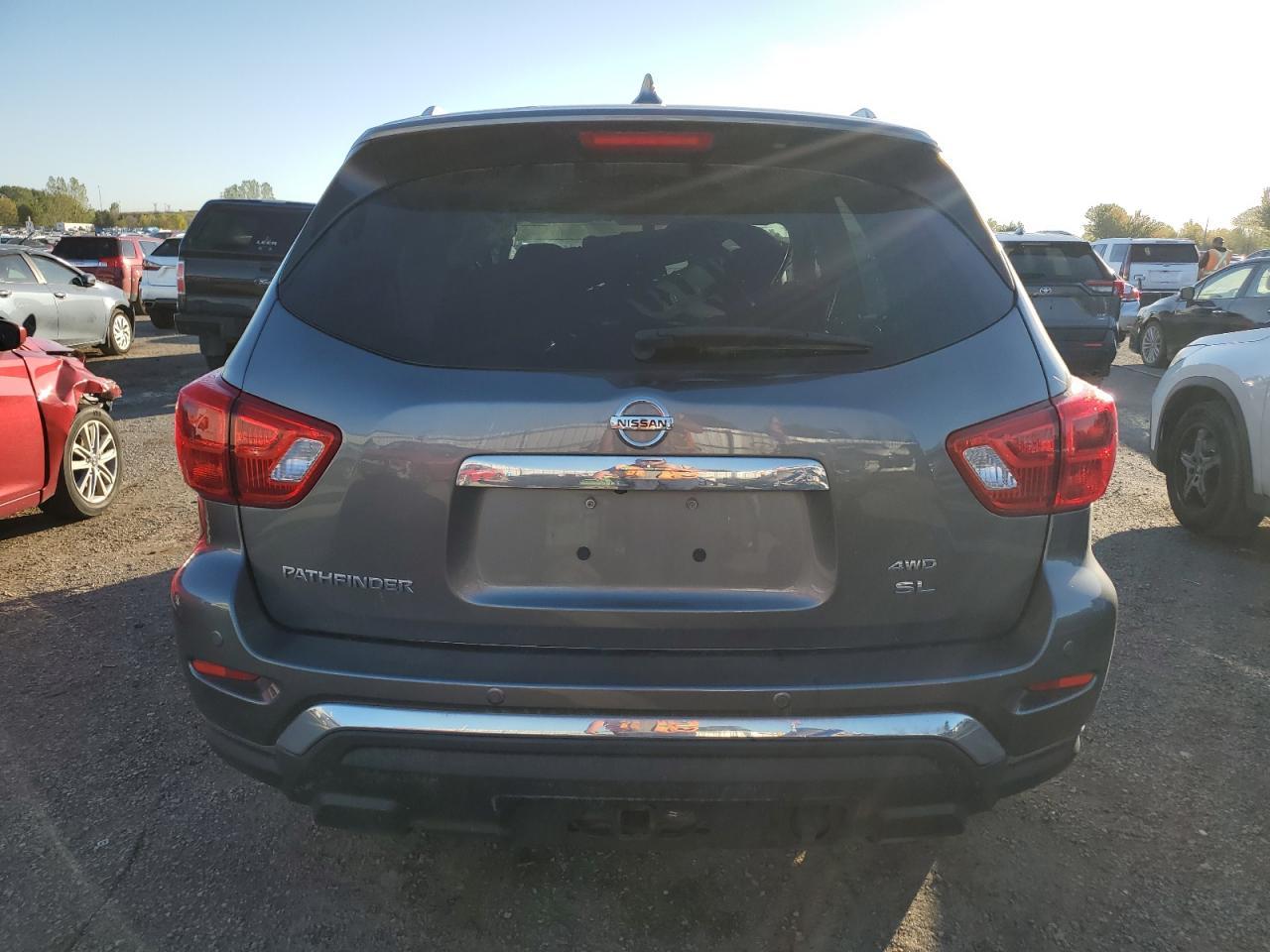 2020 Nissan Pathfinder Sl - Фото 6