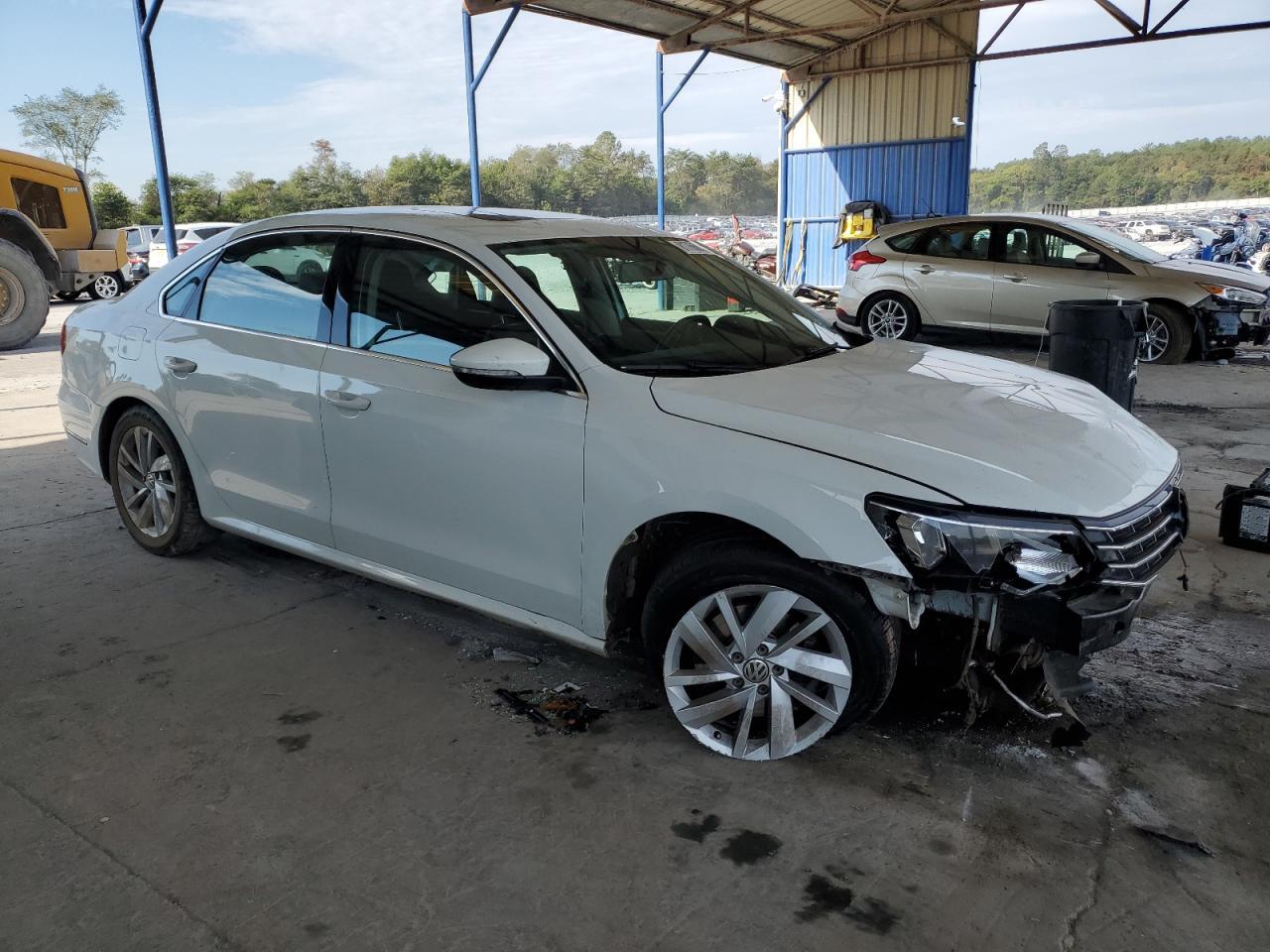 2018 Volkswagen Passat Se - Image 4