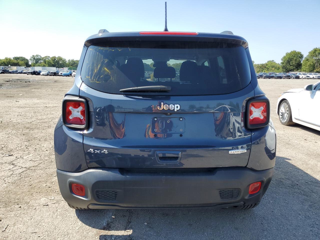 2021 Jeep Renegade Latitude - Фото 6
