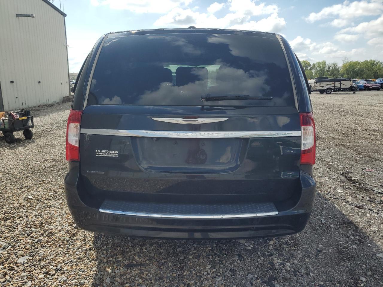 2014 Chrysler Town & Country Touring - Фото 6