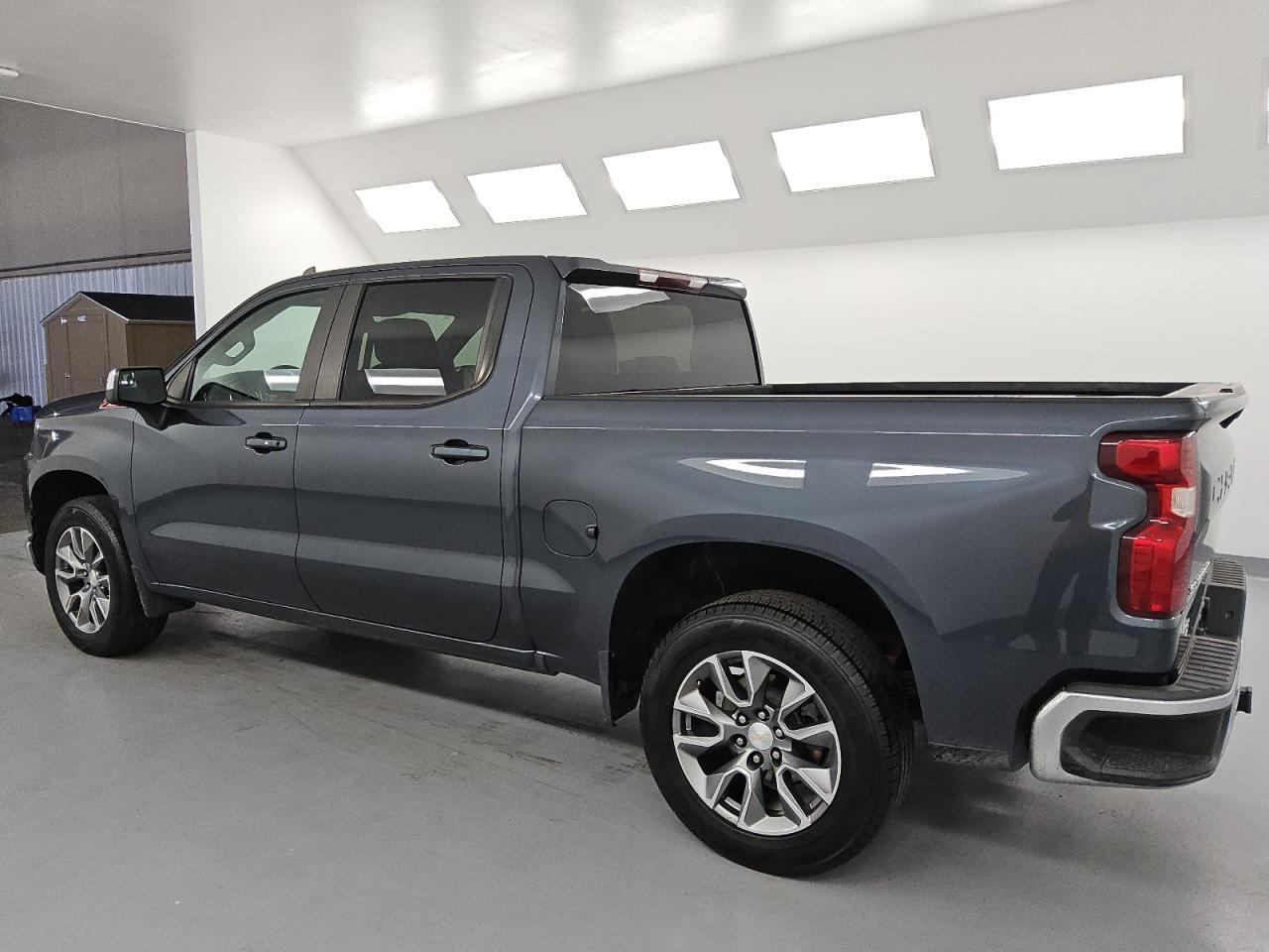 2021 Chevrolet Silverado K1500 Lt - Фото 2
