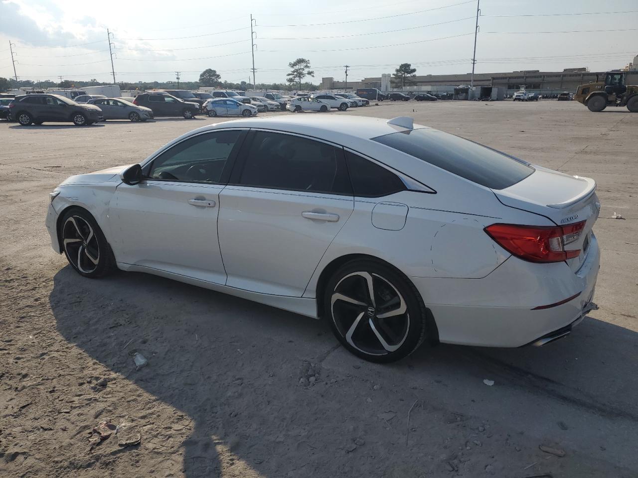 2018 Honda Accord Sport - Фото 2