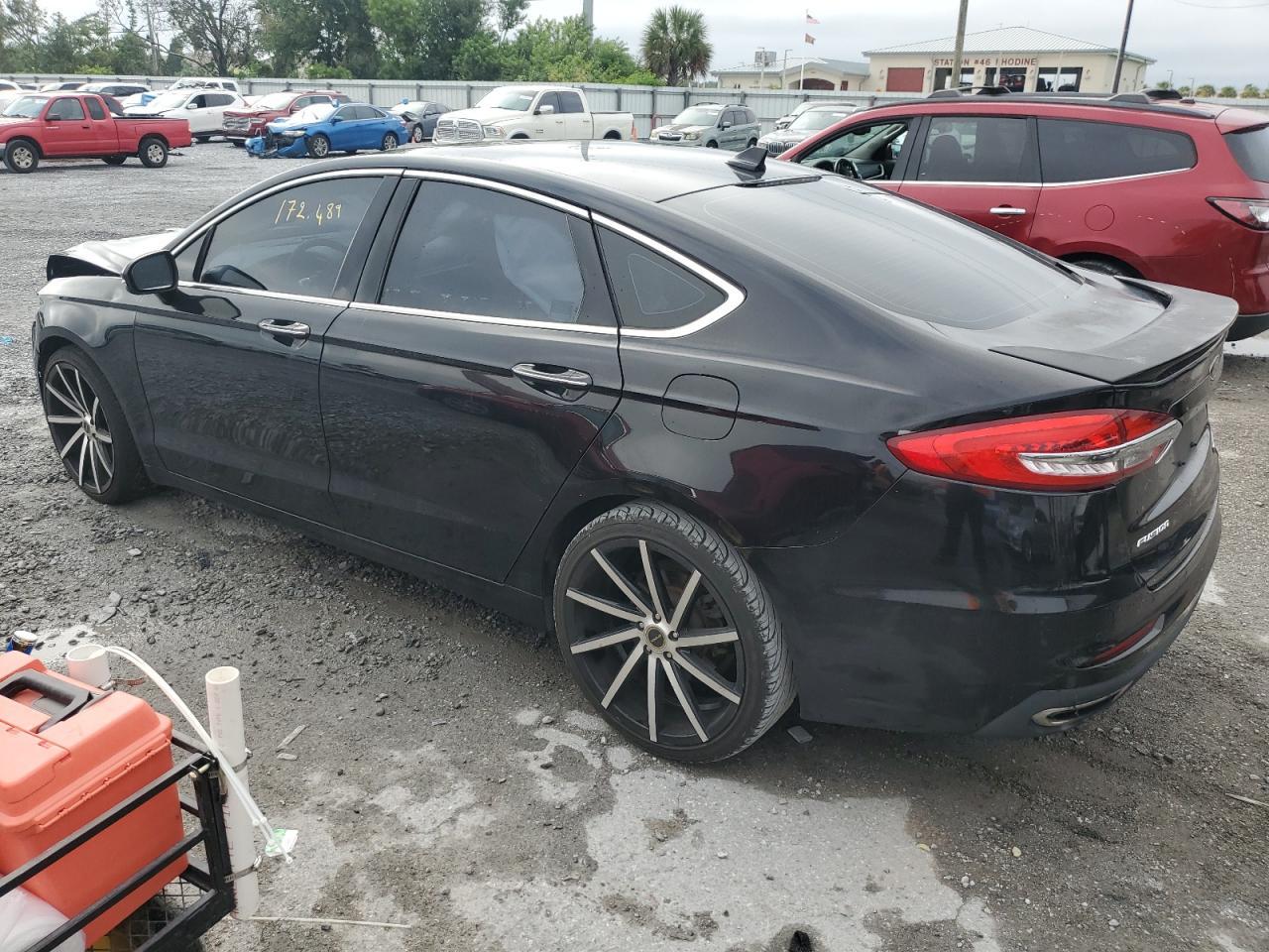2020 Ford Fusion Titanium - Фото 2