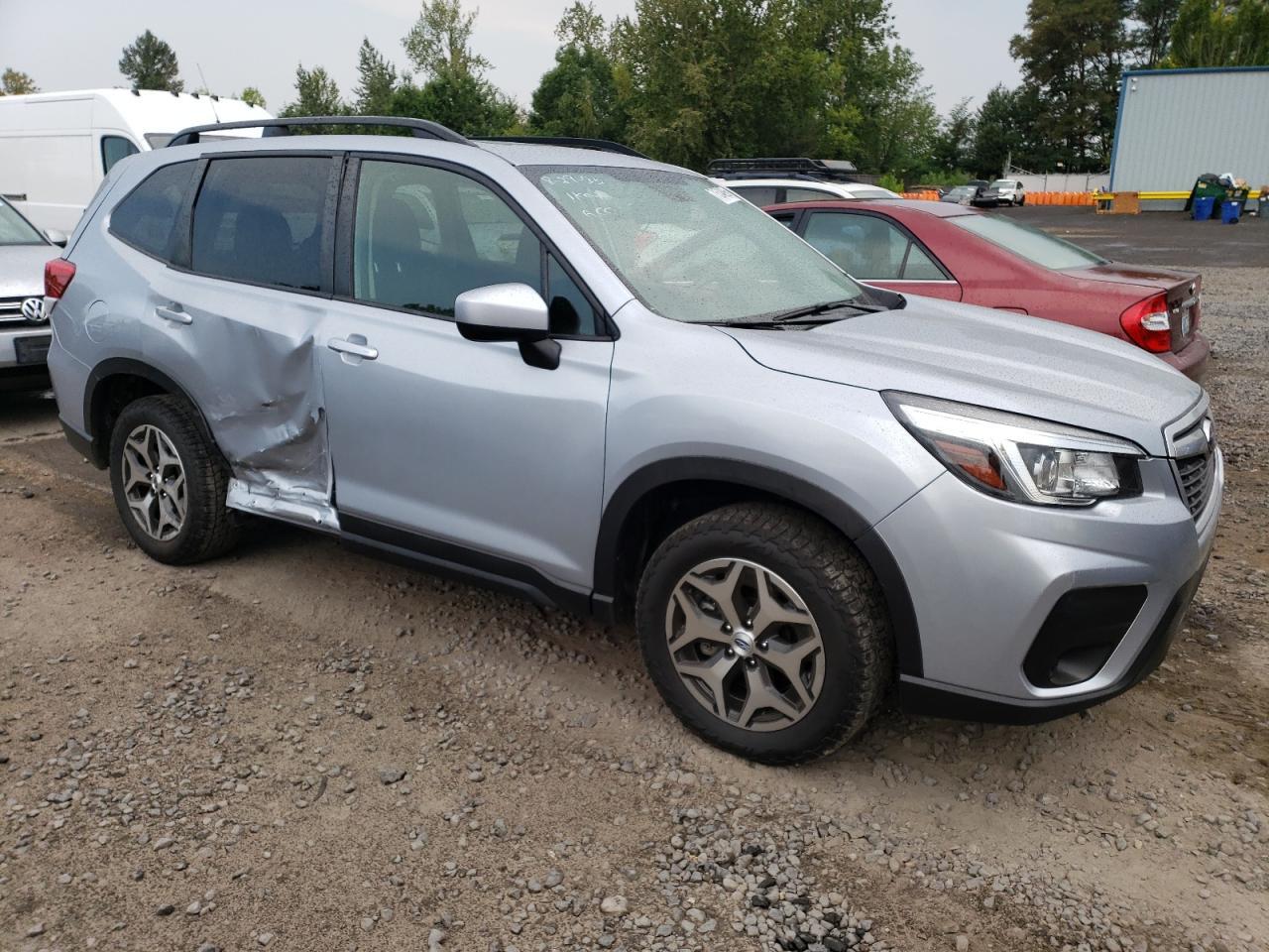 2019 Subaru Forester Premium - Фото 4