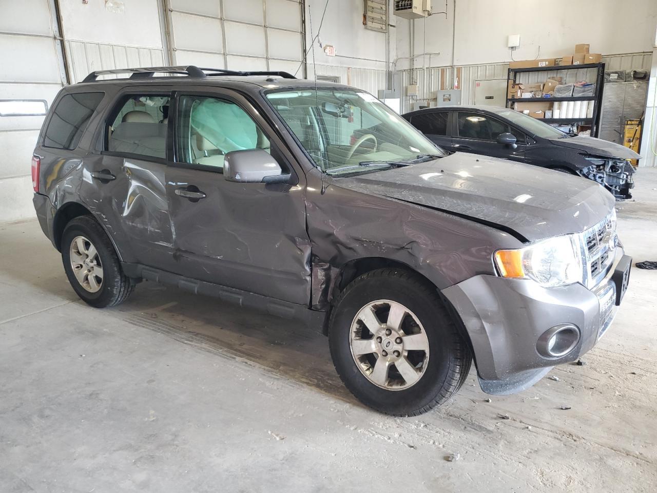 2012 Ford Escape Limited - Фото 4