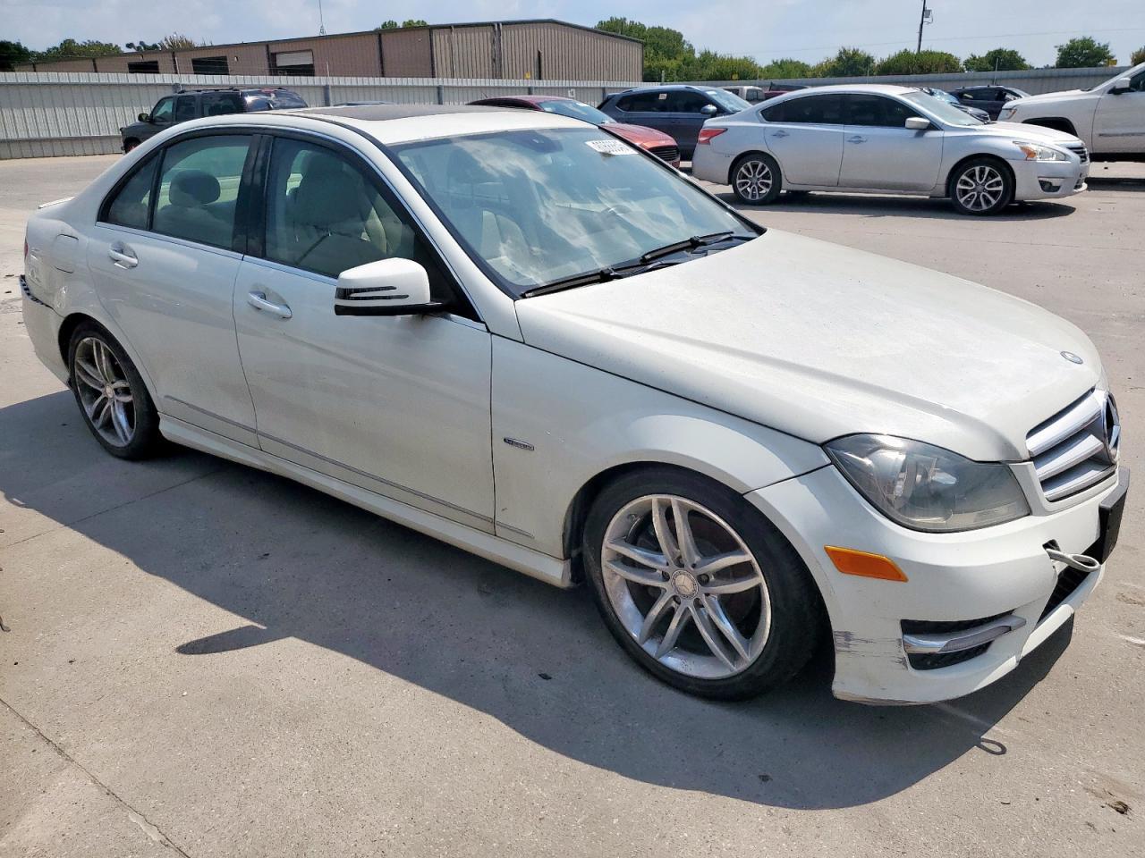 2012 Mercedes-Benz C 250 - Фото 4