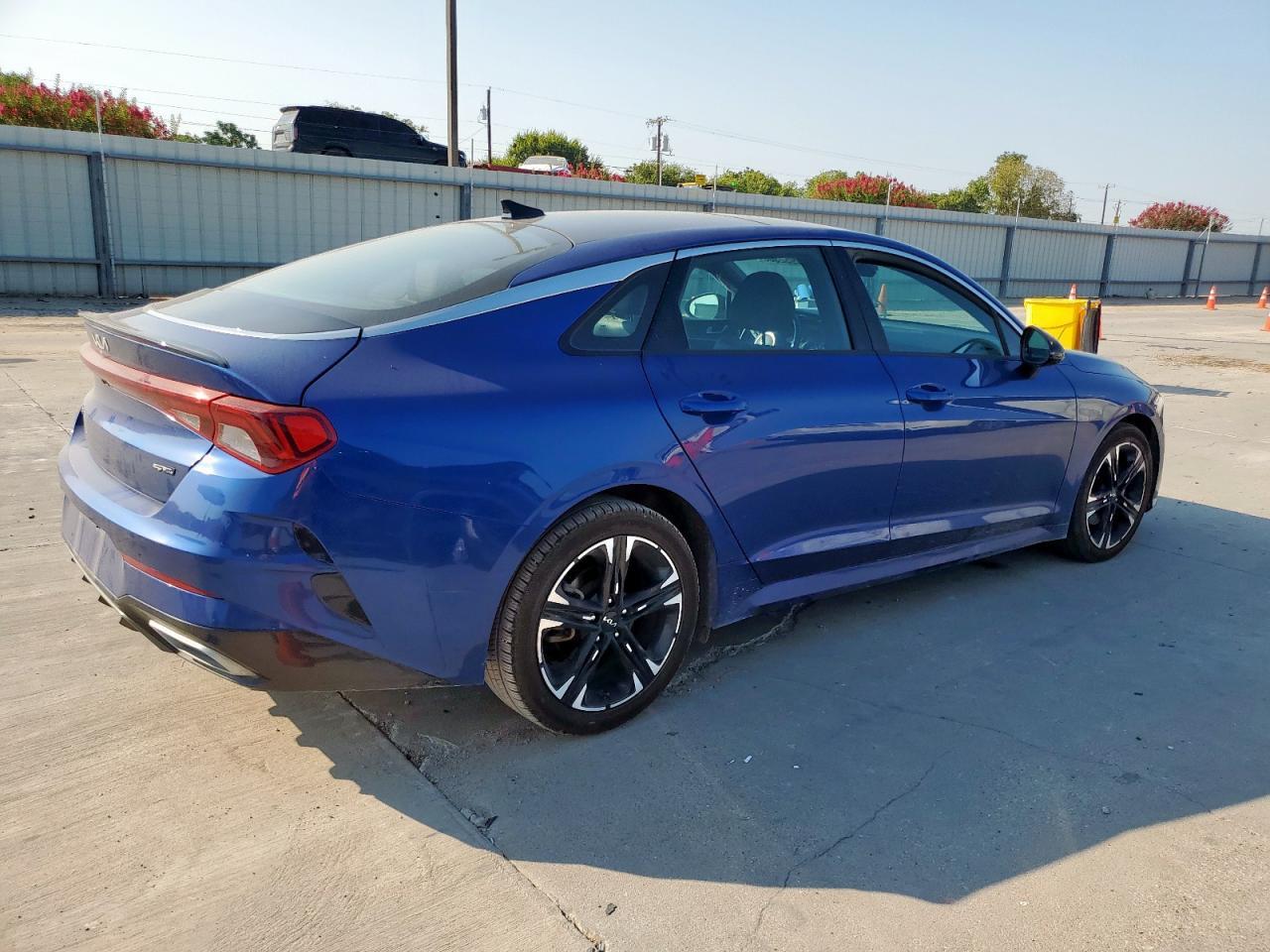 2022 Kia K5 Gt Line - Image 3