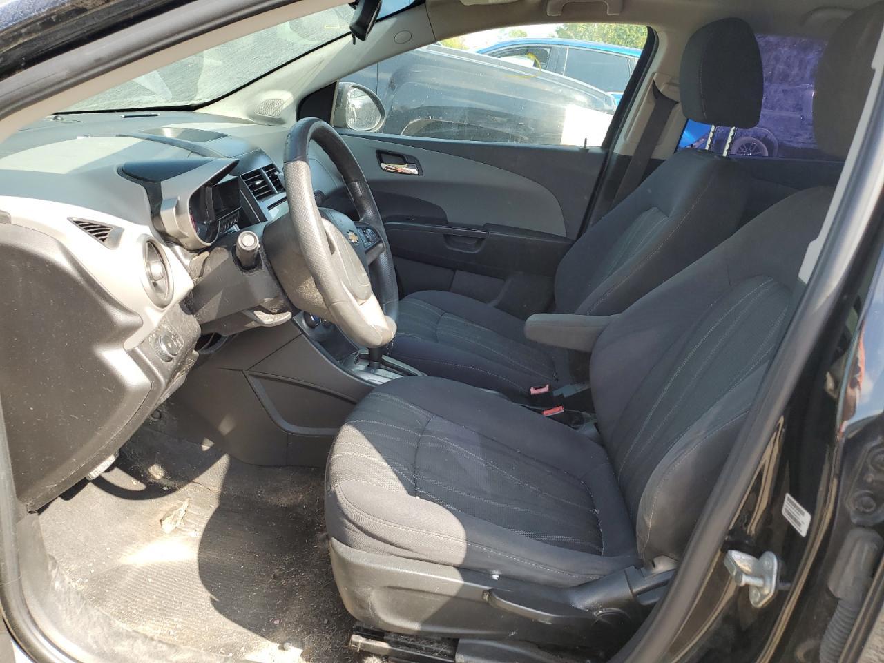 2016 Chevrolet Sonic Lt - Фото 7