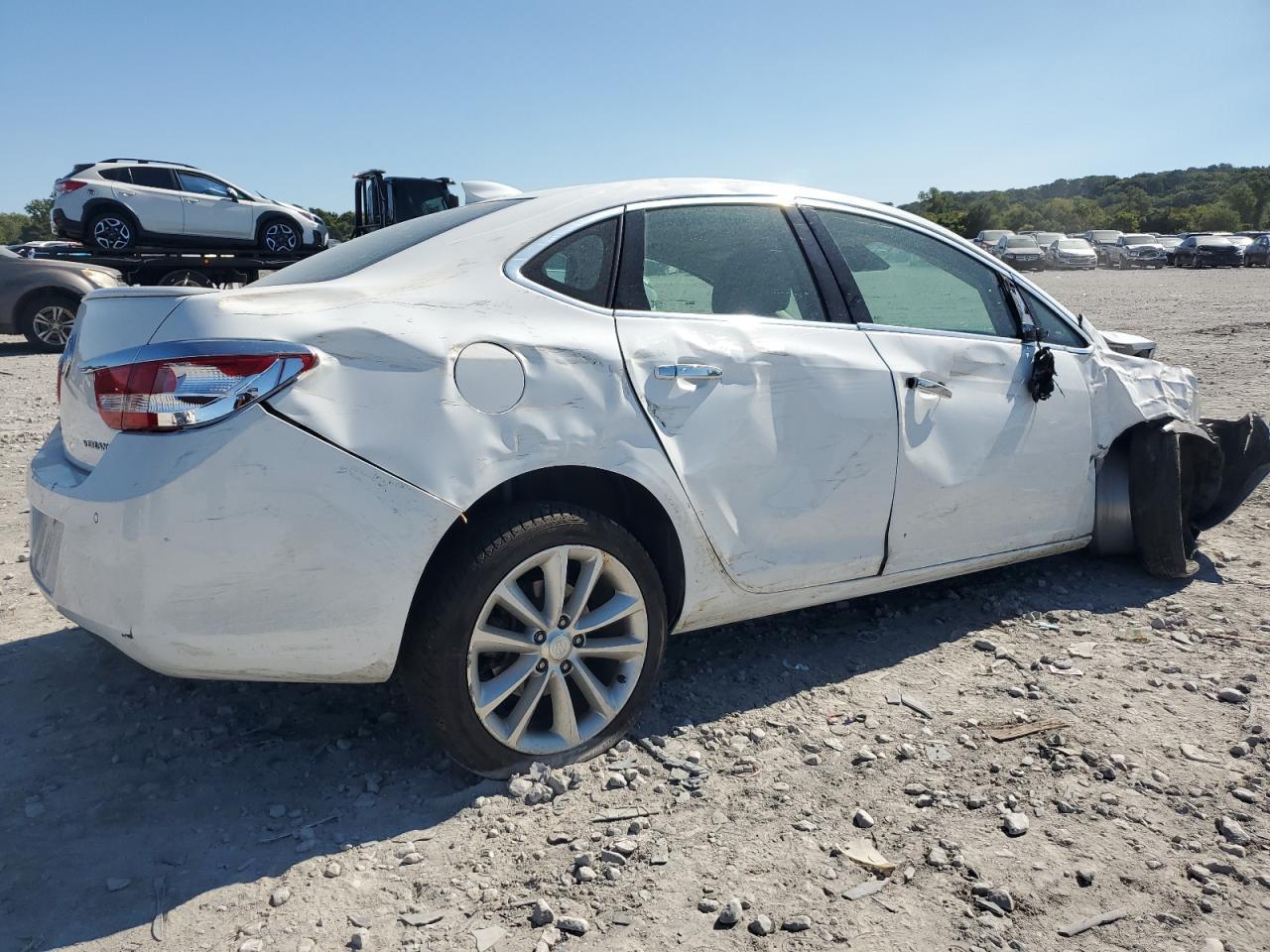 2016 Buick Verano - Фото 3