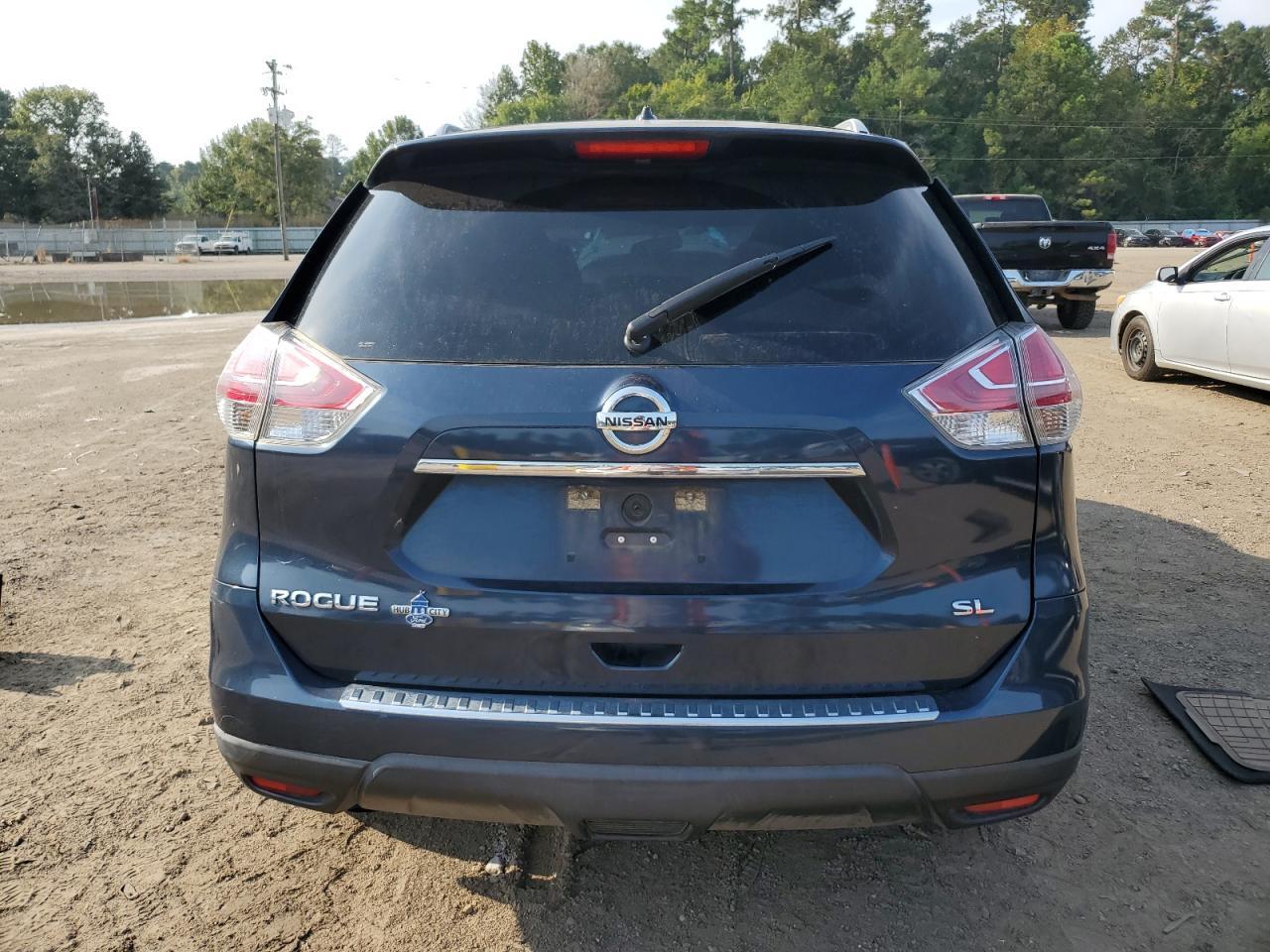 2015 Nissan Rogue S - Фото 6