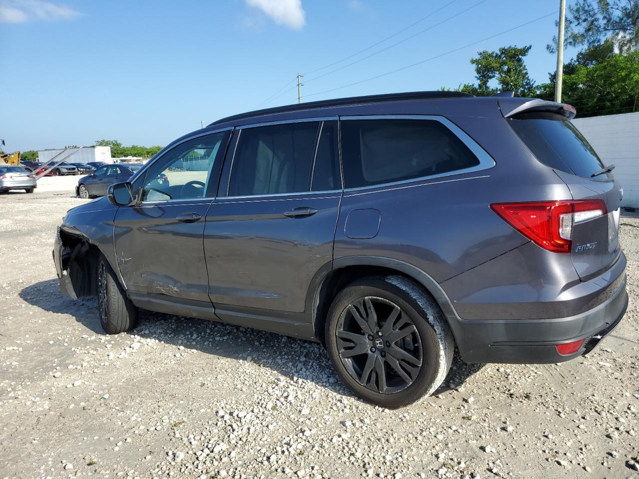 2021 Honda Pilot Se - Image 2