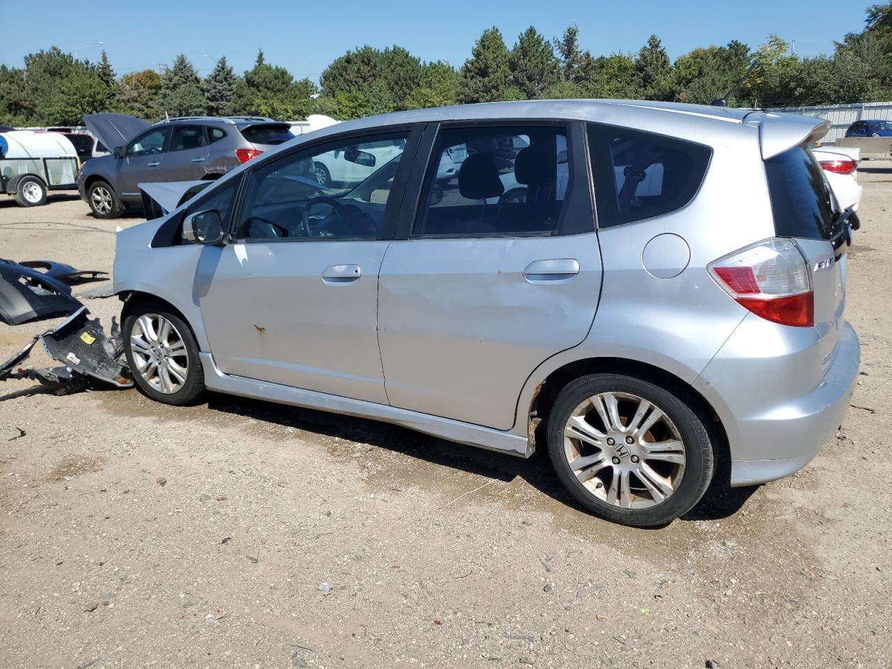 2011 Honda Fit Sport - Фото 2