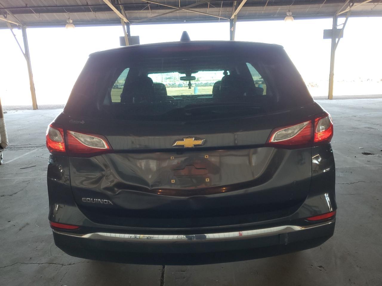 2018 Chevrolet Equinox Ls - Фото 6