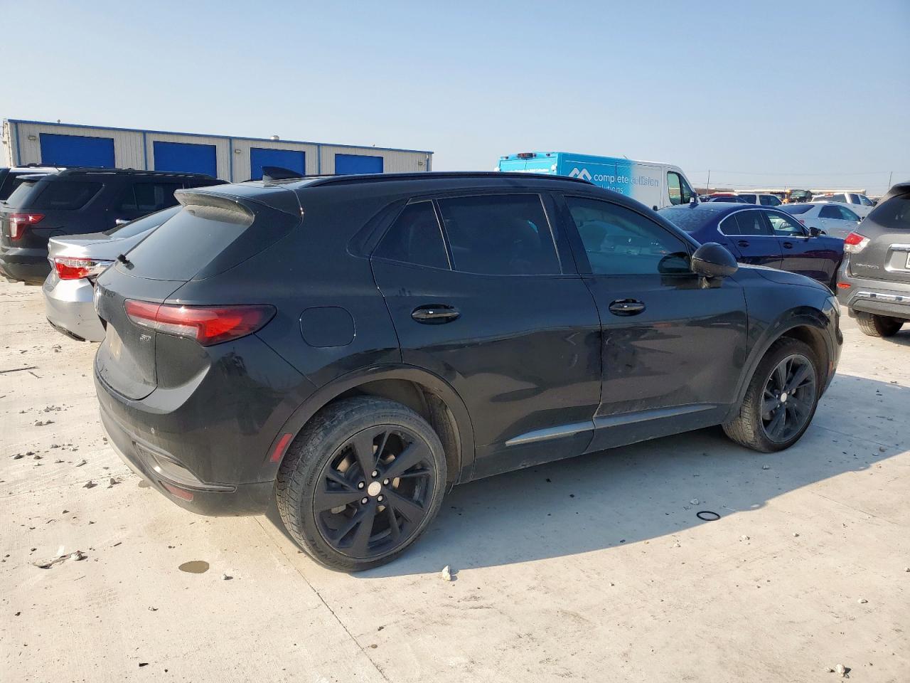 2021 Buick Envision Essence - Фото 3