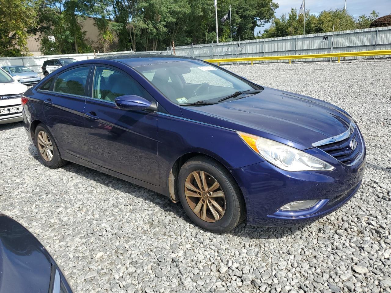 2013 Hyundai Sonata Gls - Image 4
