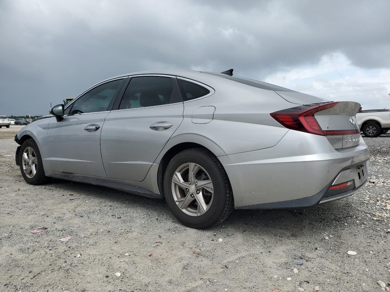 2020 Hyundai Sonata Se - Фото 2