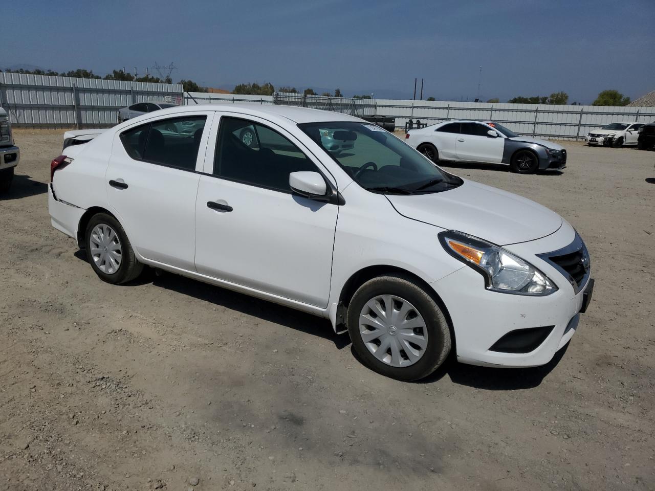 2019 Nissan Versa S - Image 4