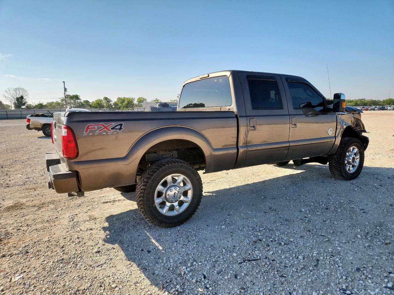 2015 Ford F250 Super Duty - Фото 3