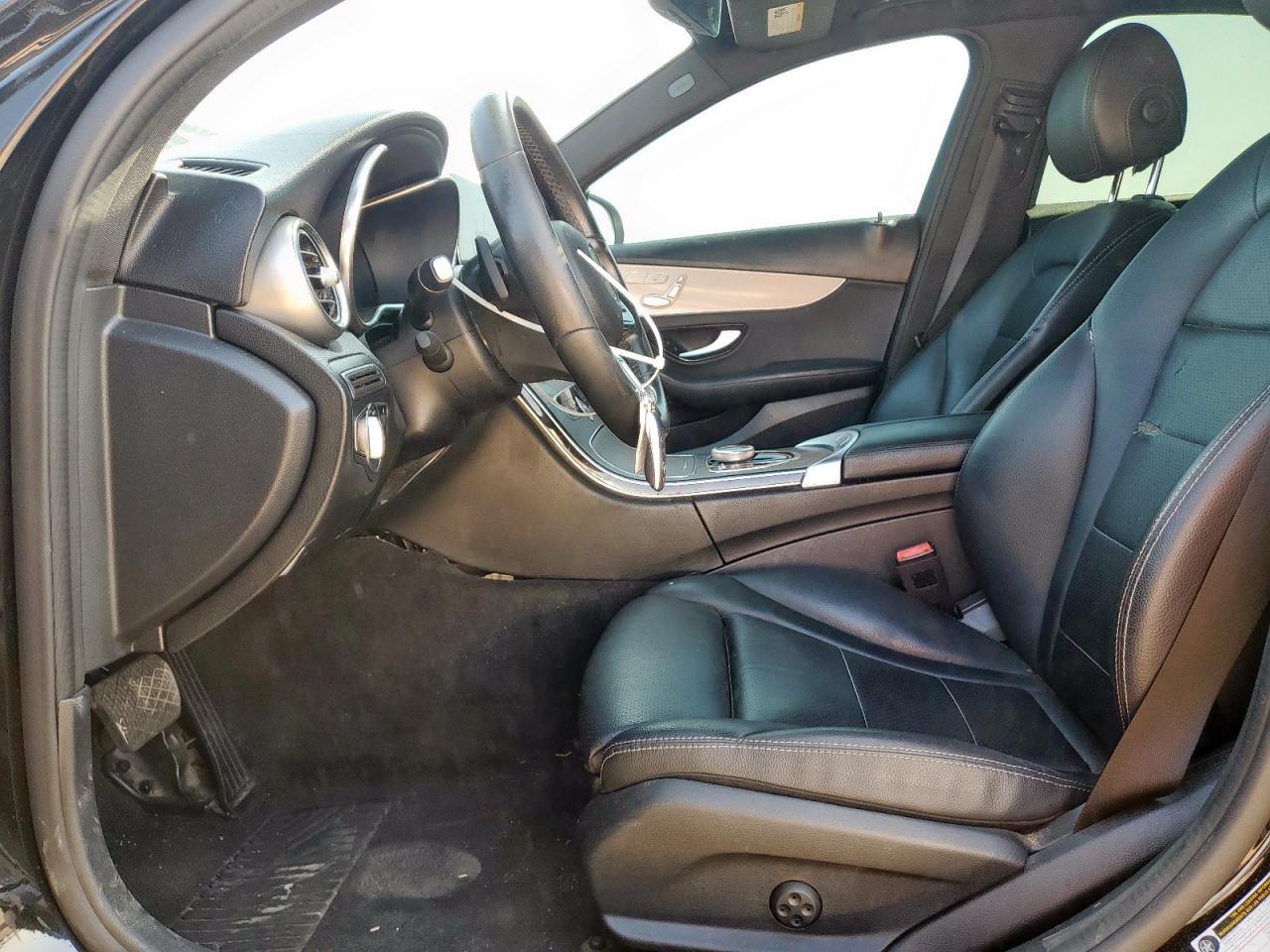 2021 Mercedes-Benz C 300 - Фото 7