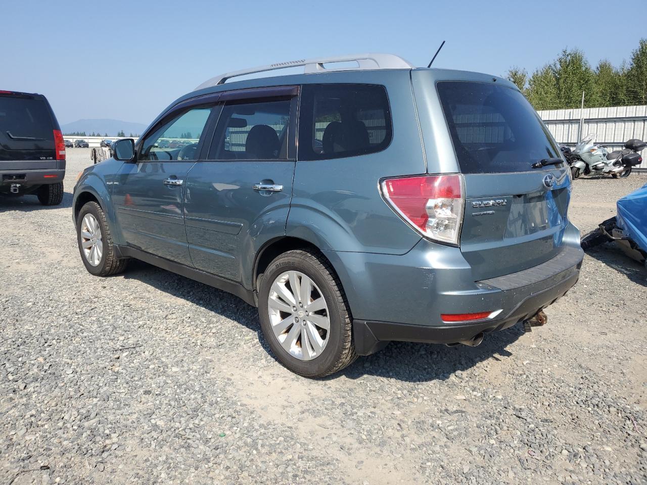 2013 Subaru Forester Touring - Фото 2