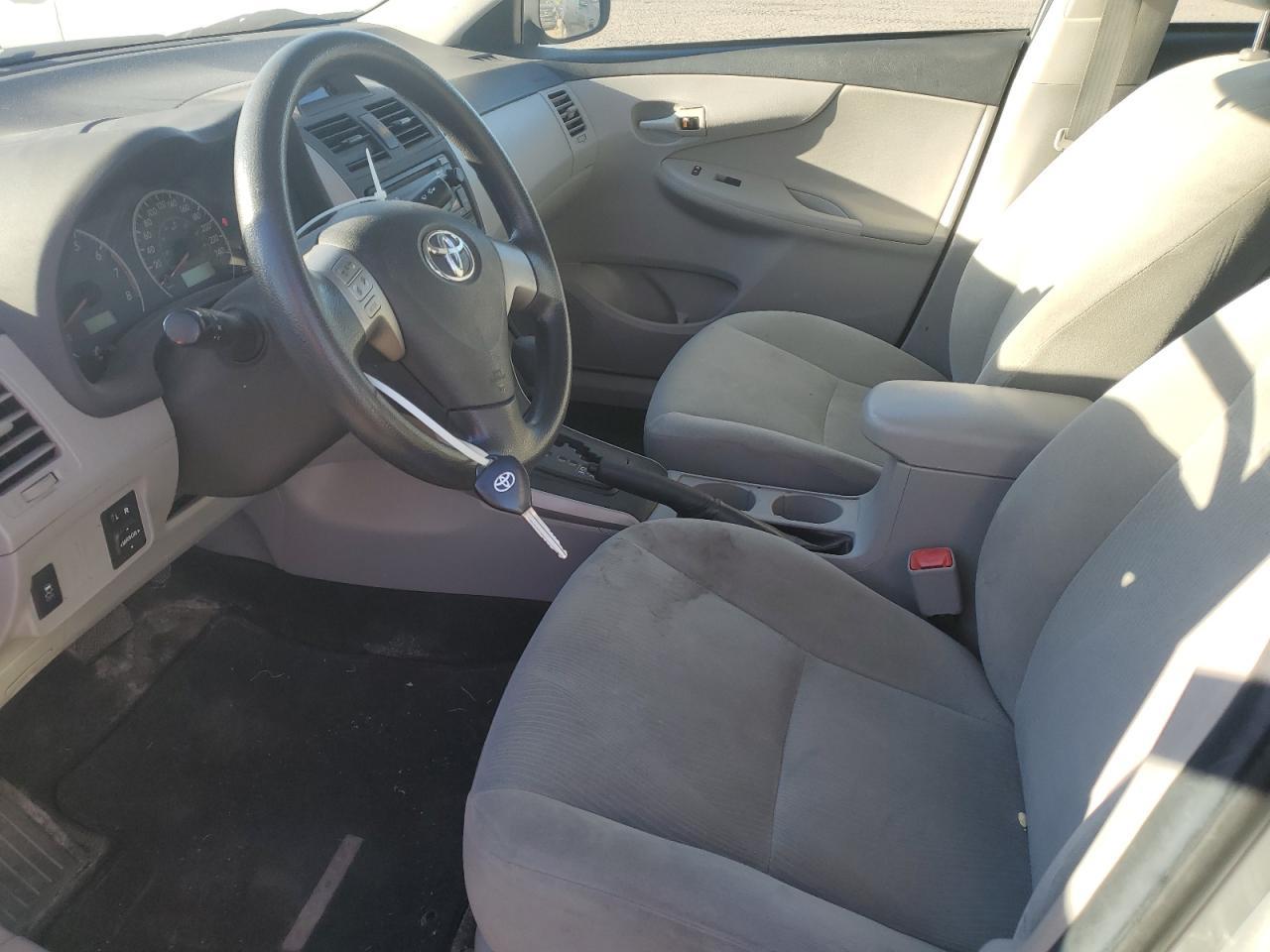 2012 Toyota Corolla Base - Фото 7