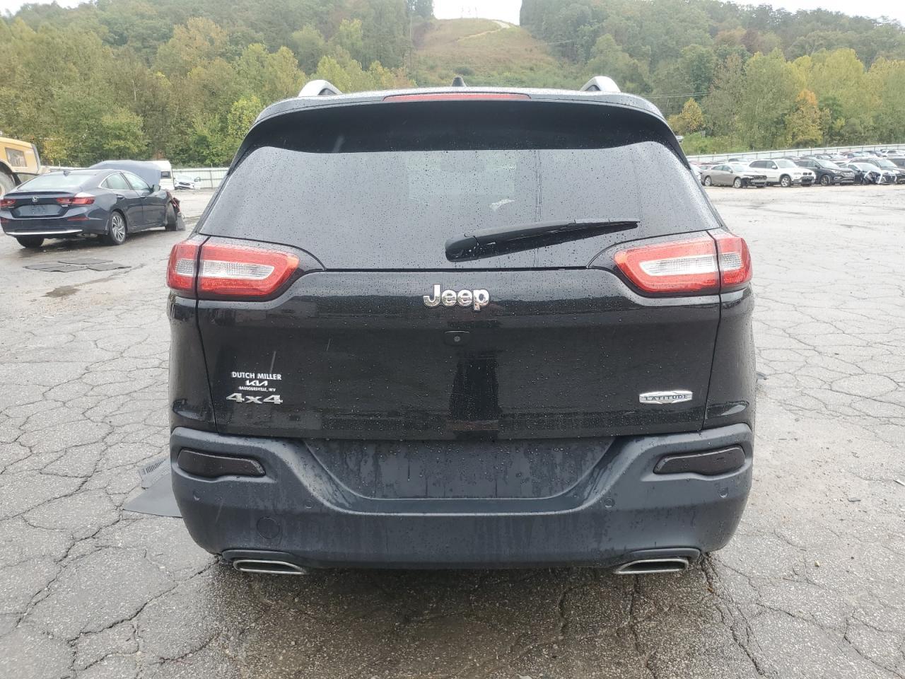2016 Jeep Cherokee Latitude - Фото 6
