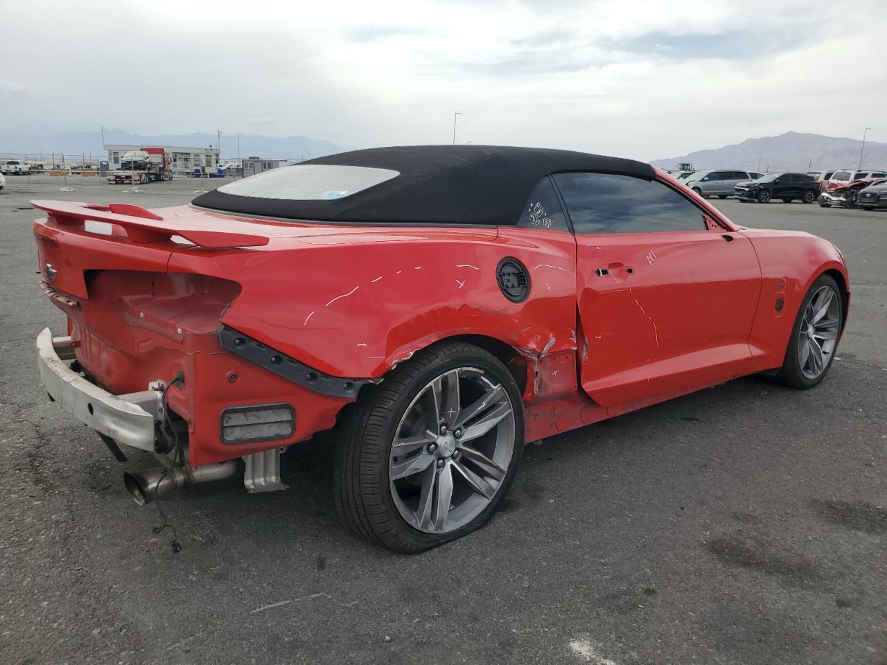 2018 Chevrolet Camaro Lt - Image 3