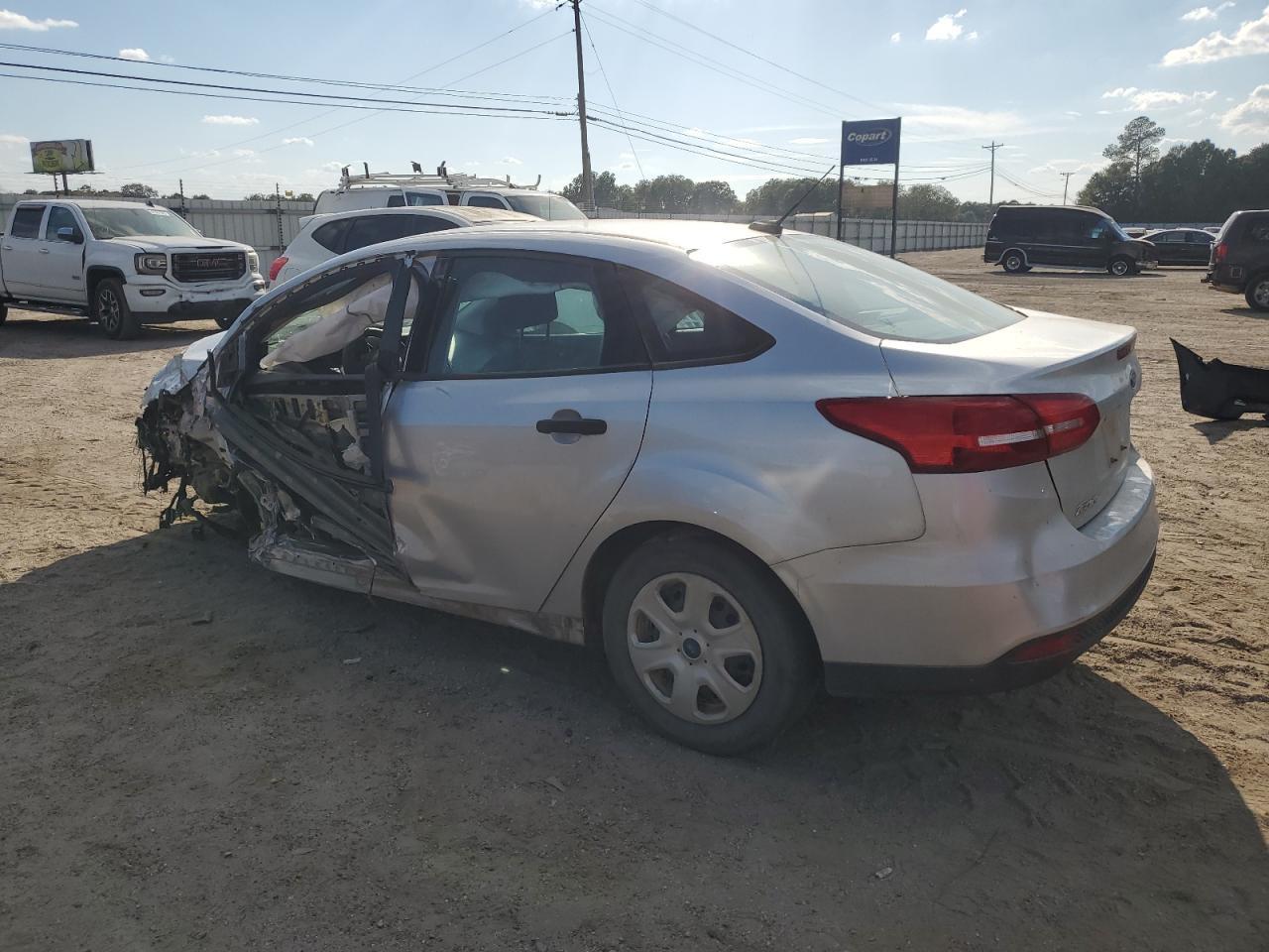 2017 Ford Focus S - Image 2