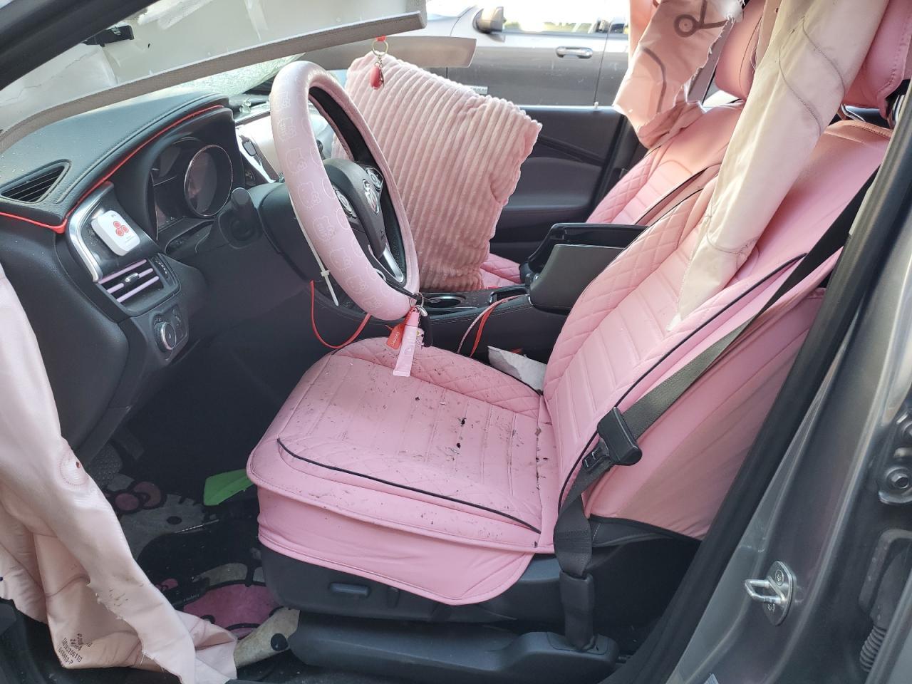 2020 Buick Envision Essence - Image 7