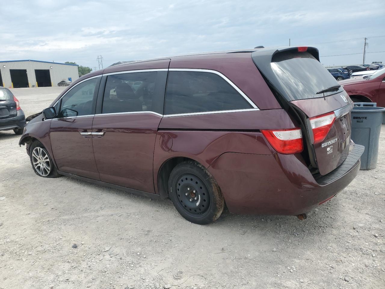 2013 Honda Odyssey Exl - Image 2