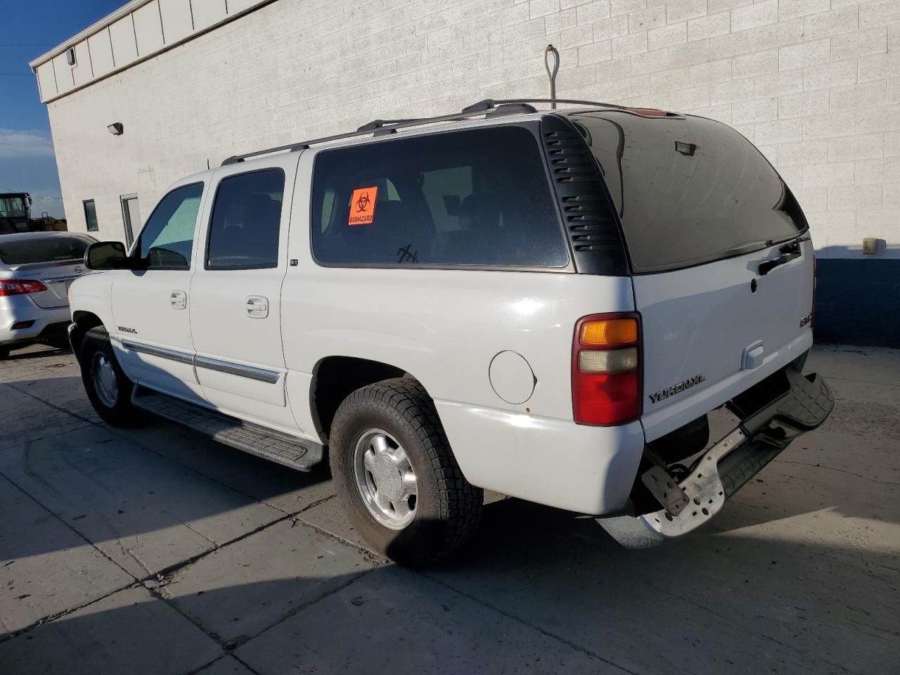 2003 GMC Yukon Xl K1500 - Фото 2