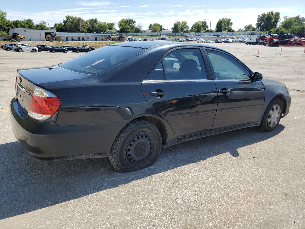 2006 Toyota Camry Le - Фото 3
