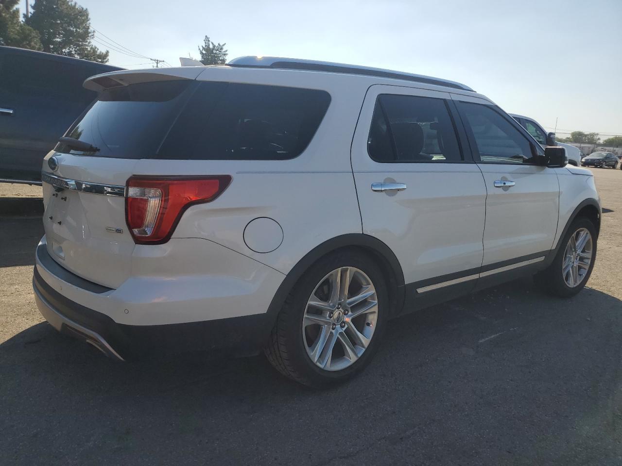 2016 Ford Explorer Limited - Фото 3