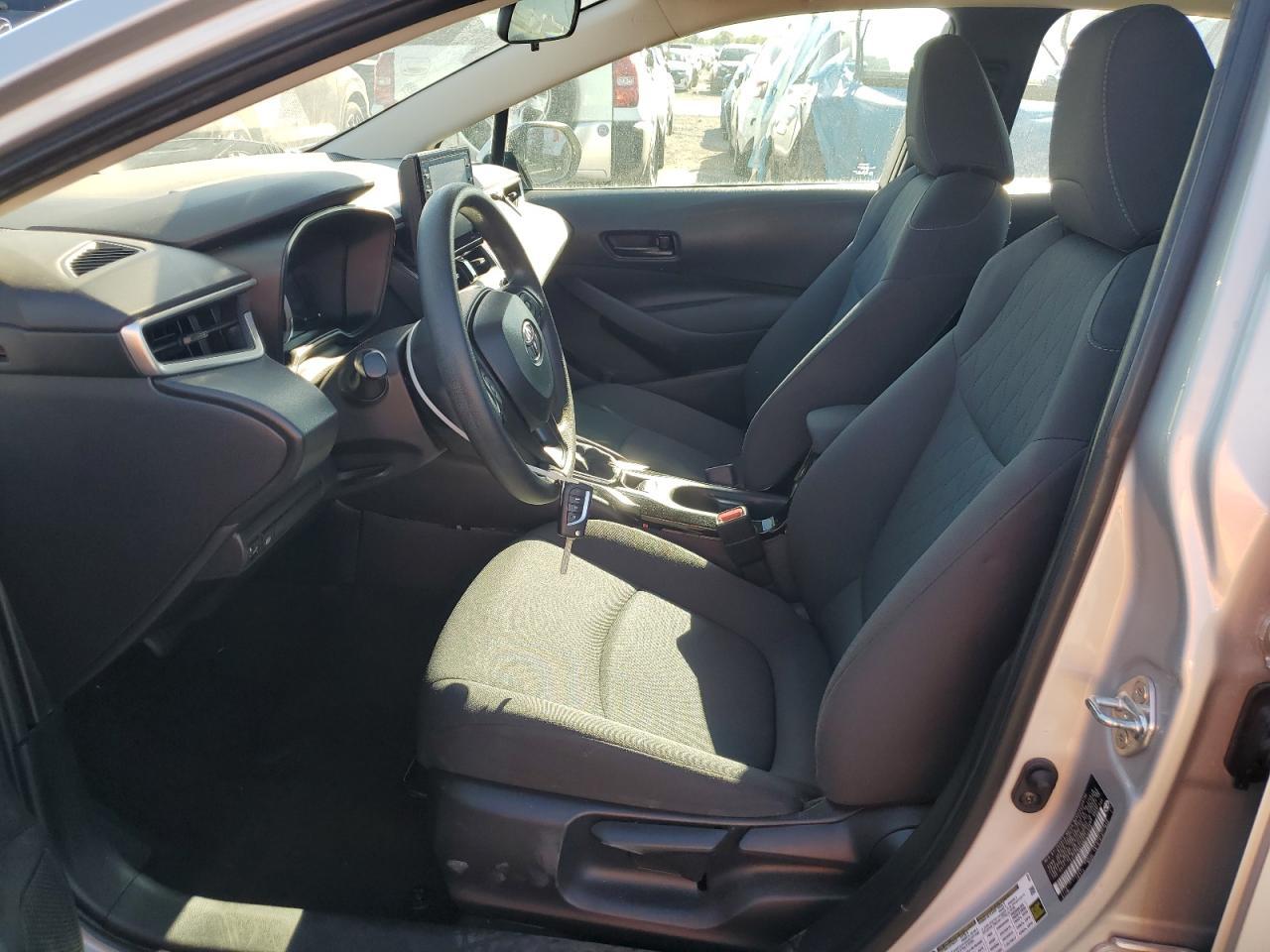 2022 Toyota Corolla Le - Image 7