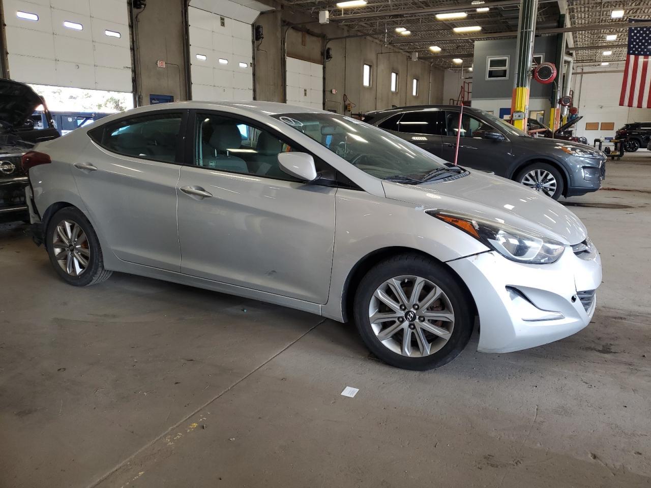 2014 Hyundai Elantra Se - Image 4