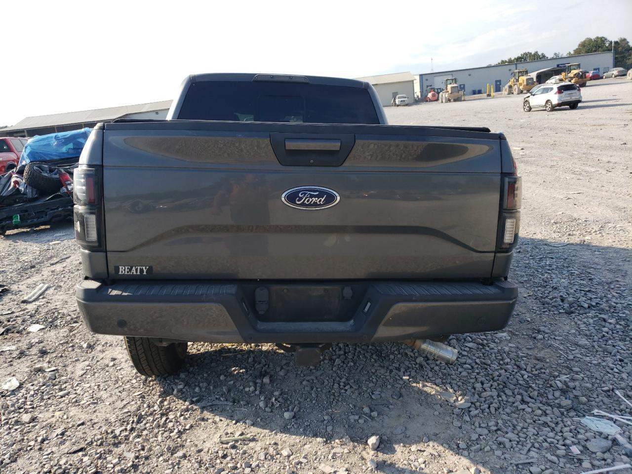 2016 Ford F150 Supercrew - Фото 6