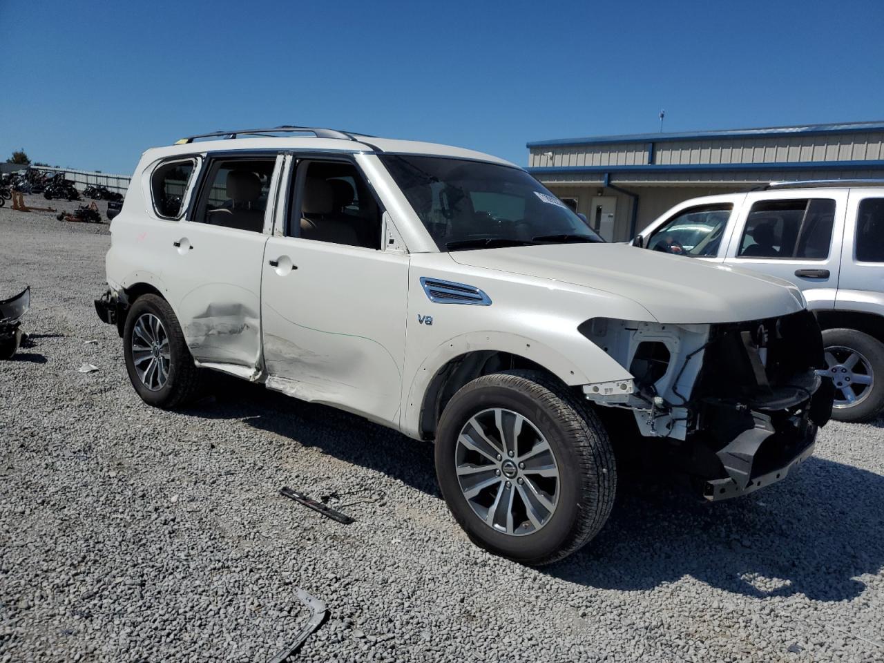 2020 Nissan Armada Sv - Image 4