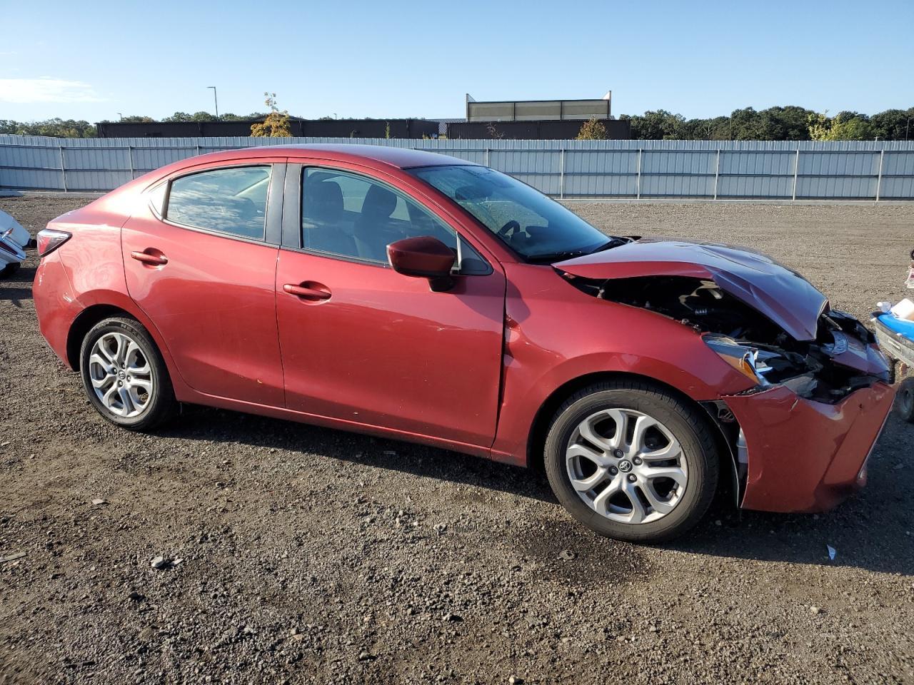 2018 Toyota Yaris Ia - Image 4