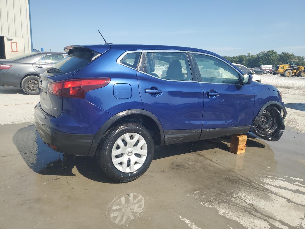 2018 Nissan Rogue Sport S - Фото 3