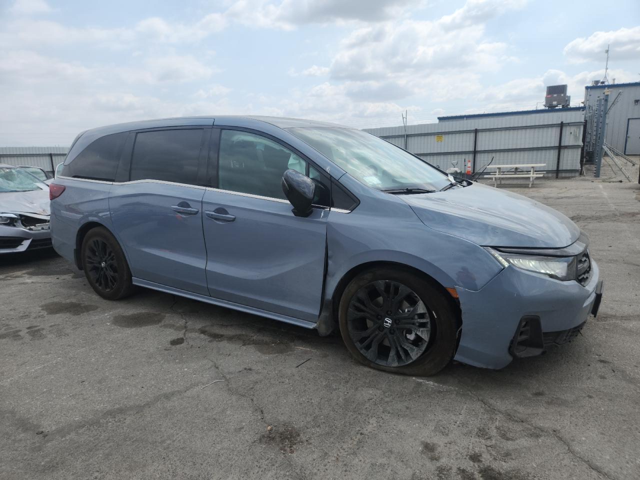 2025 Honda Odyssey Sport-L - Фото 4
