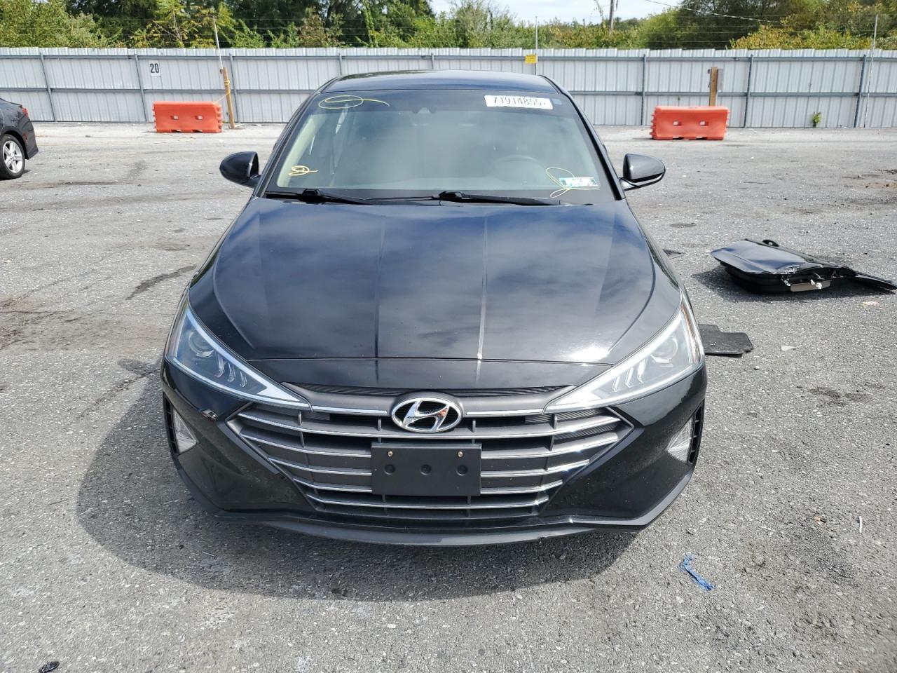 2020 Hyundai Elantra Se - Фото 5