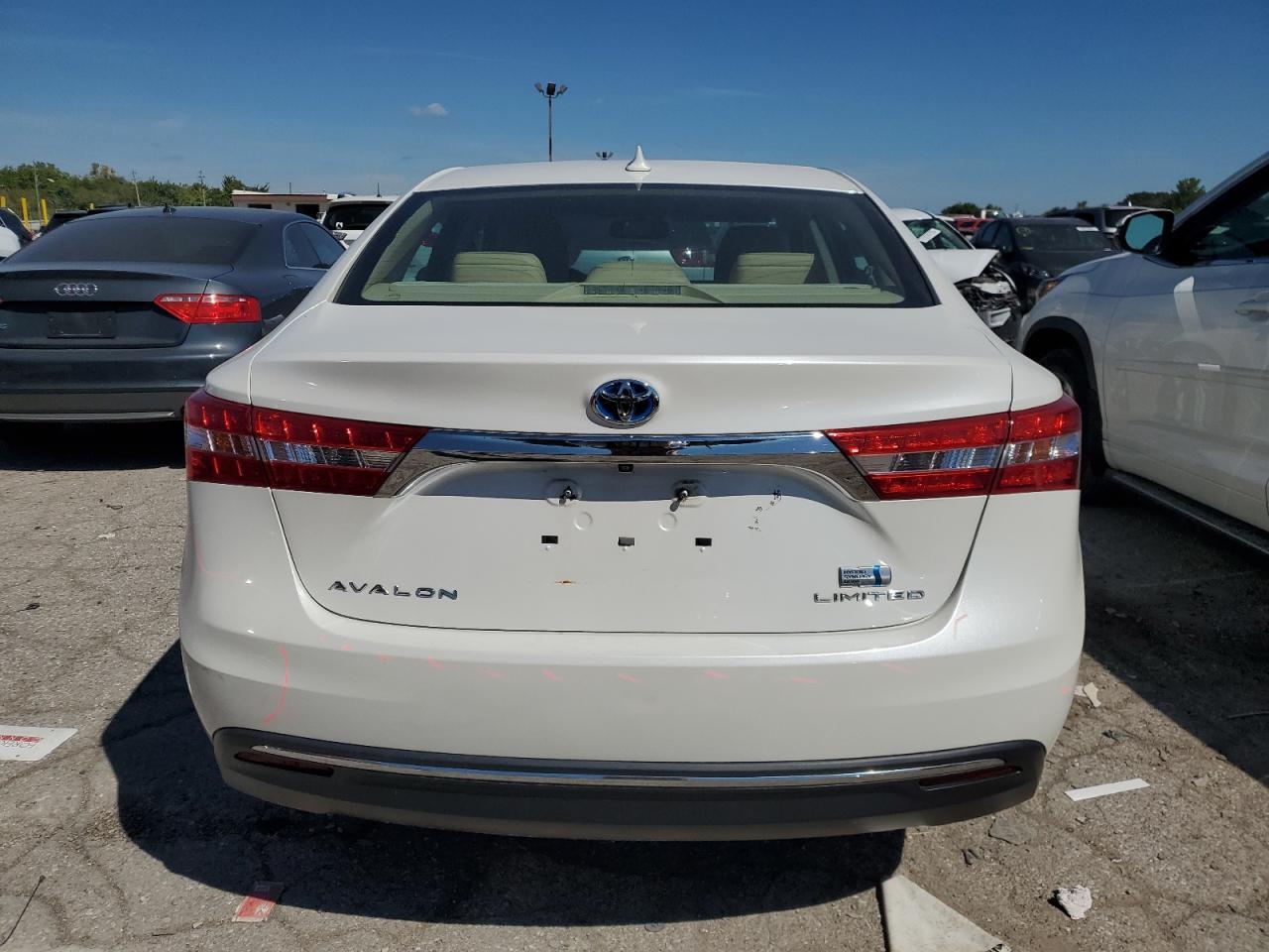 2014 Toyota Avalon Hybrid - Фото 6