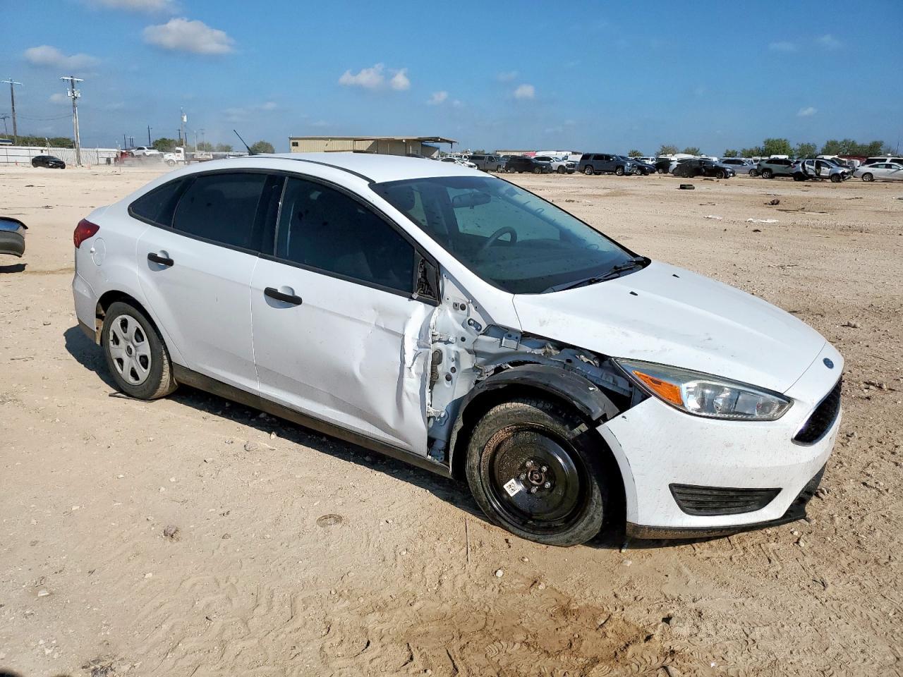 2018 Ford Focus S - Фото 4
