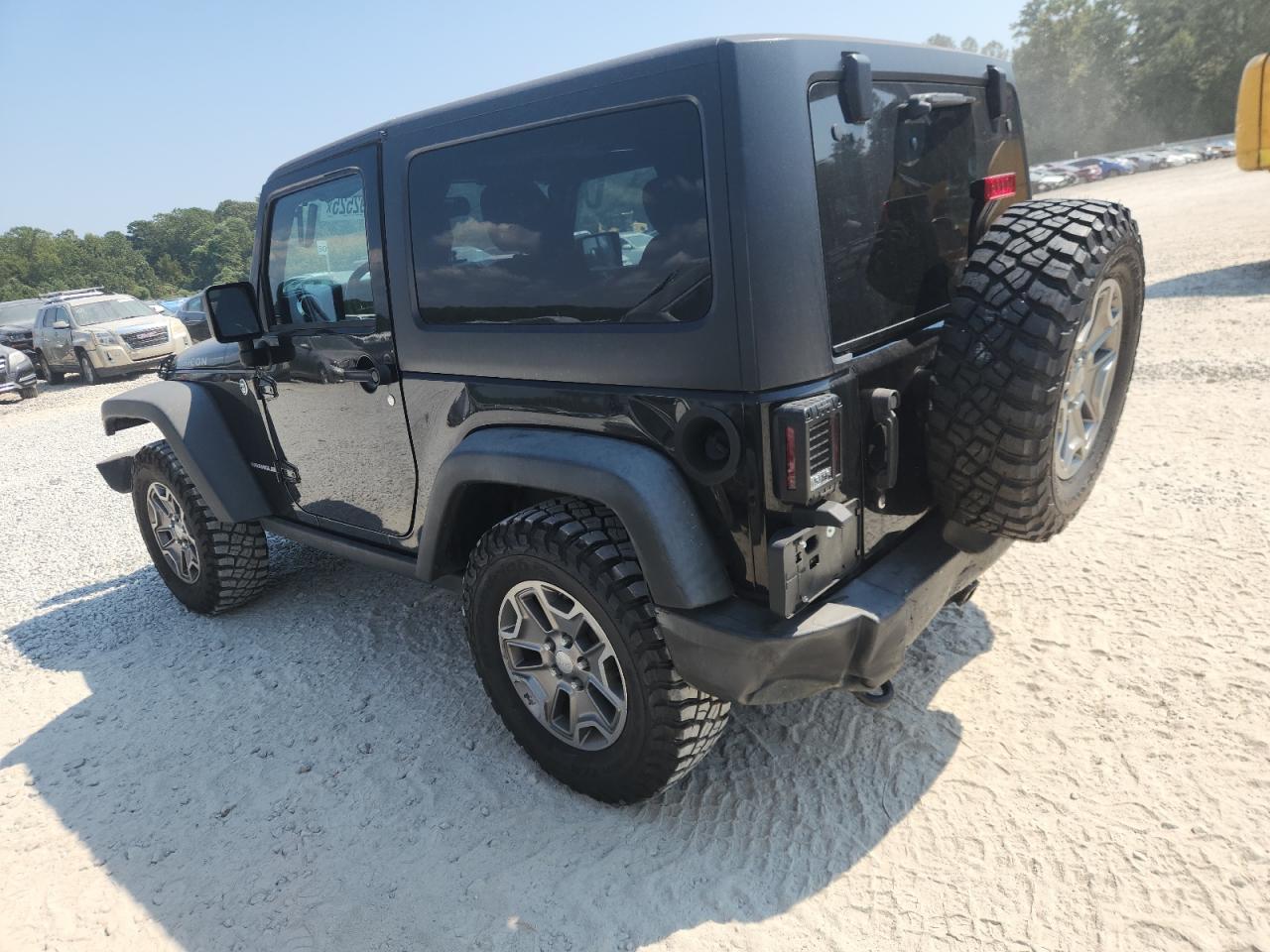 2015 Jeep Wrangler Rubicon - Фото 2