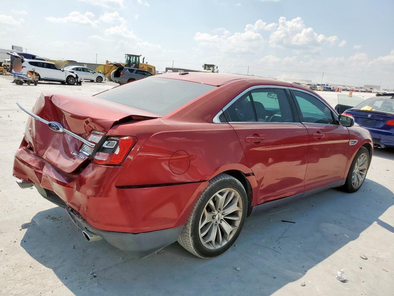 2015 Ford Taurus Limited - Фото 3