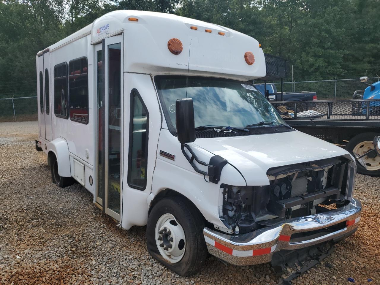 2019 Ford Econoline E350 Super Duty Cutaway Van - Фото 4